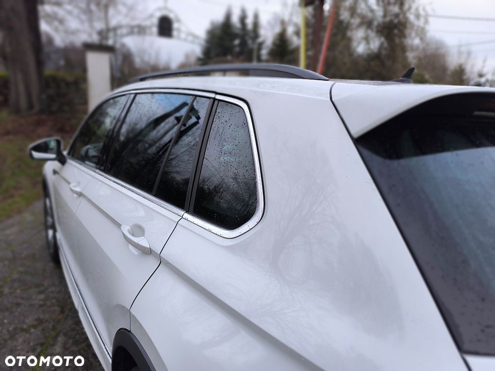 Volkswagen Tiguan - 16