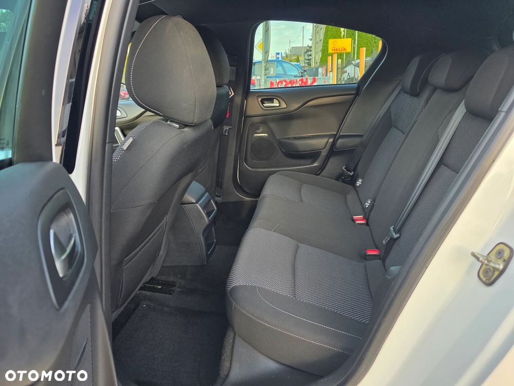 Citroën DS4 1.6 HDi SoChic - 14