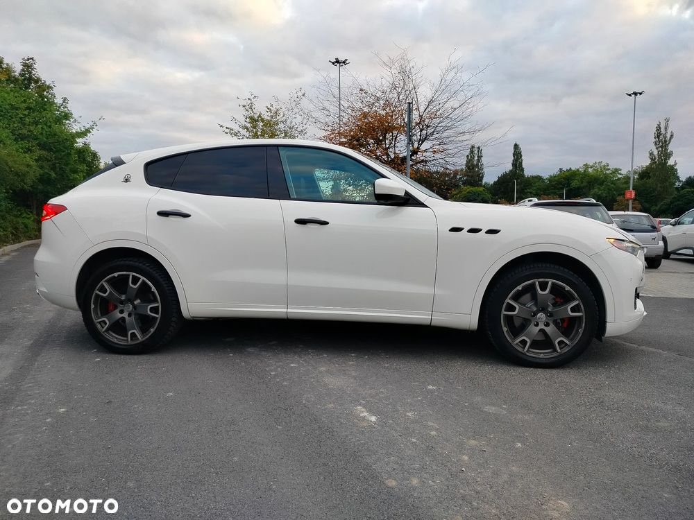 Maserati Levante - 8