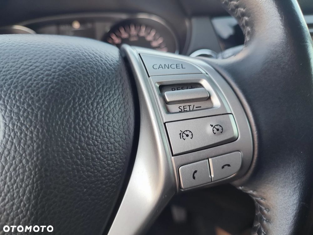 Nissan Qashqai 1.6 DIG-T Tekna - 21