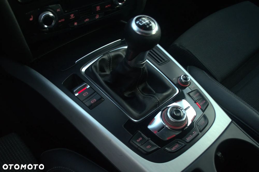 Audi A4 Avant 2.0 TDI - 17