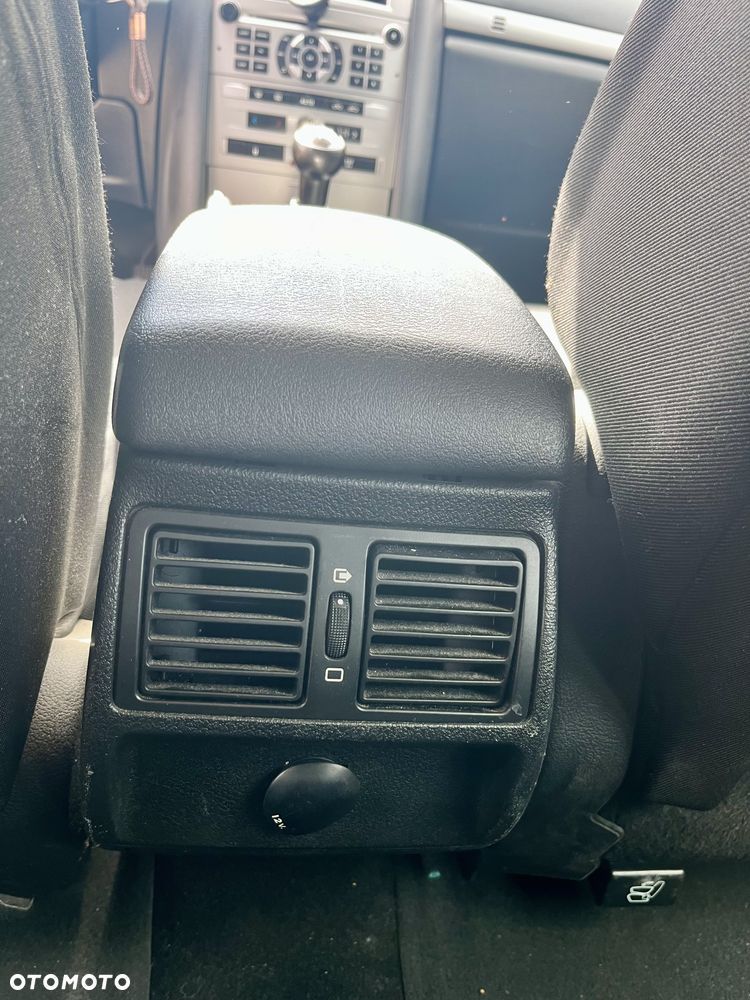 Peugeot 407 1.8 Presence - 16