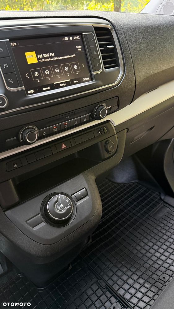 Opel Vivaro Long 2,8t (bryg.) - 18