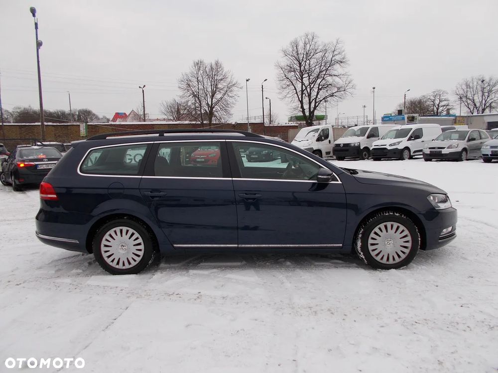 Volkswagen Passat 2.0 TDI DSG BlueMotion Technology Comfortline - 5