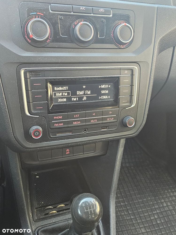 Volkswagen Caddy - 11
