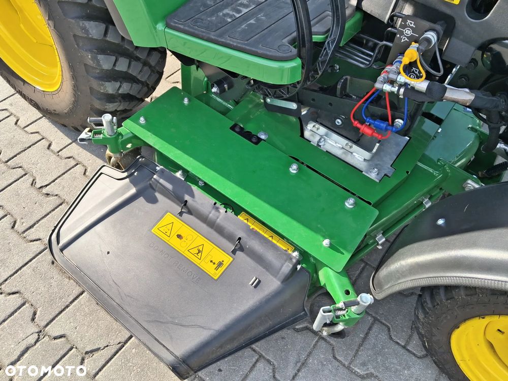 John Deere 2038 R - 9