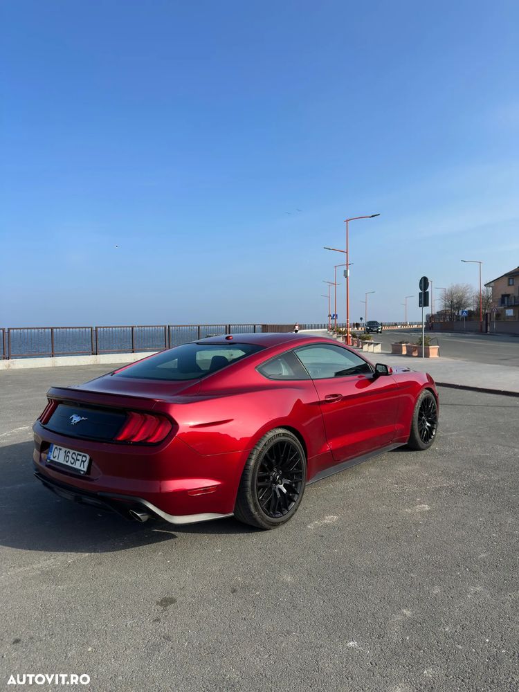 Ford Mustang 2.3 Eco Boost Aut. - 9