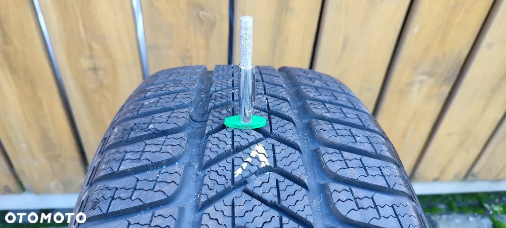 OPONA ZIMOWA 225/50R17 98V PIRELLI SOTTOZERO 3 (3520) ZIMA 7 mm 1 SZTUKA - 7