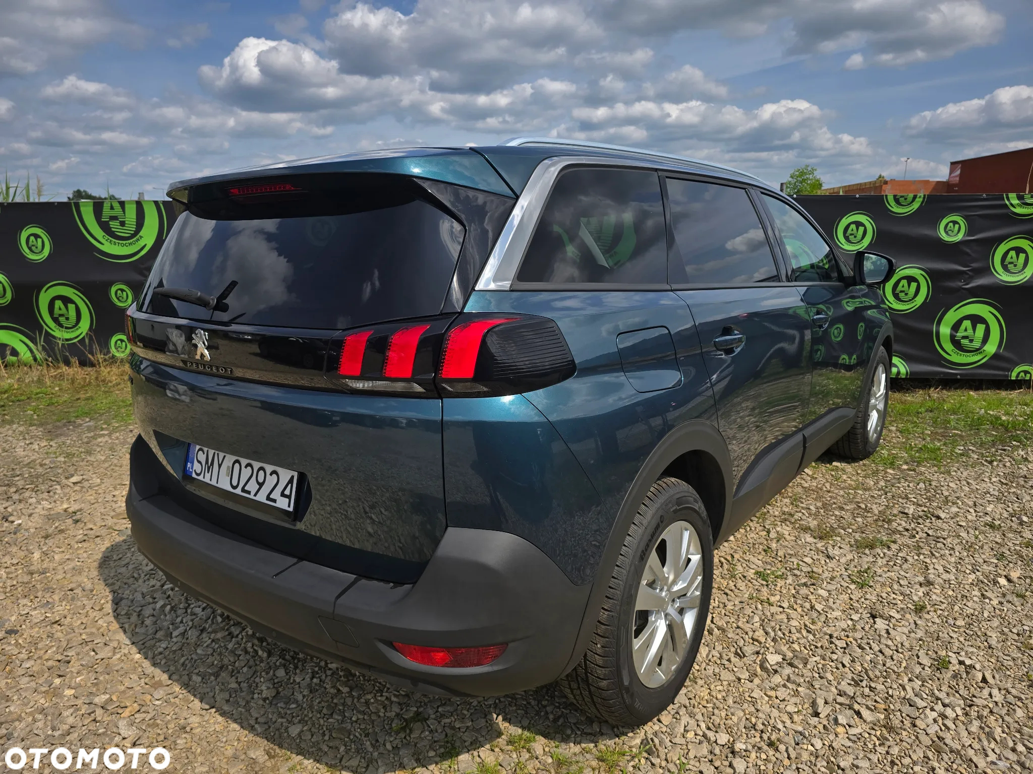 Peugeot 5008 - 5