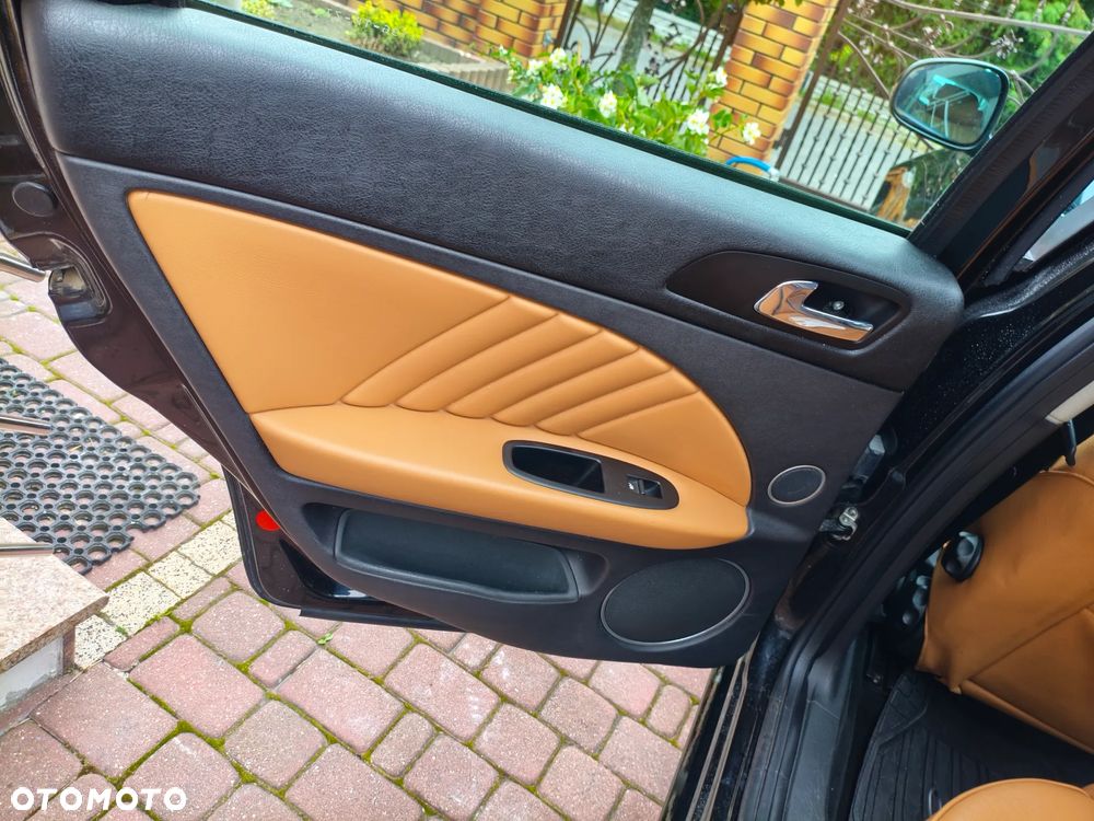 Alfa Romeo 159 1.9JTS Progression - 22