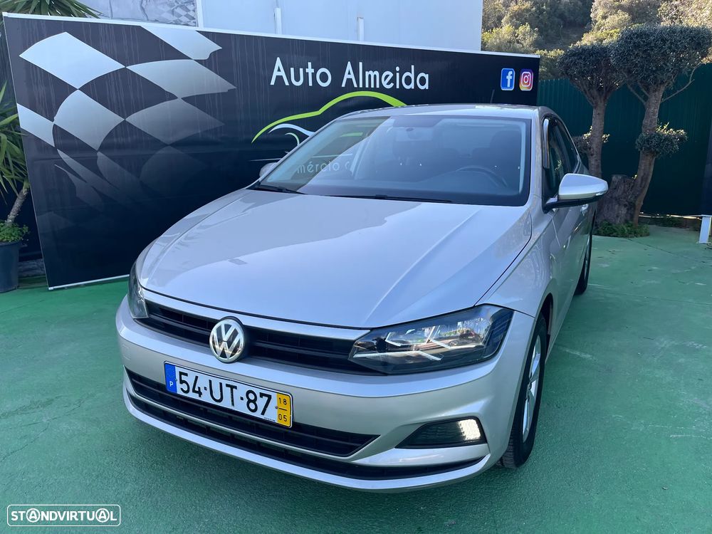 VW Polo 1.0 Confortline - 2