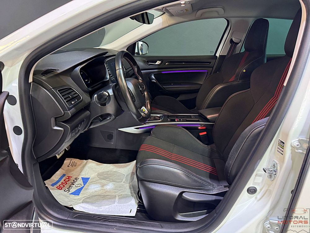 Renault Mégane Sport Tourer 1.6 E-Tech Plug-In Hybrid R.S. Line - 15