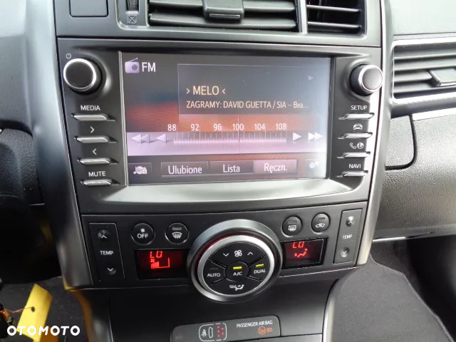 Toyota Verso 1.8 Prestige 7os EU6 - 22