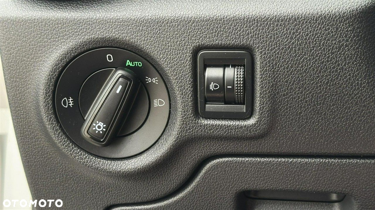 Skoda Fabia 1.0 Ambition - 24