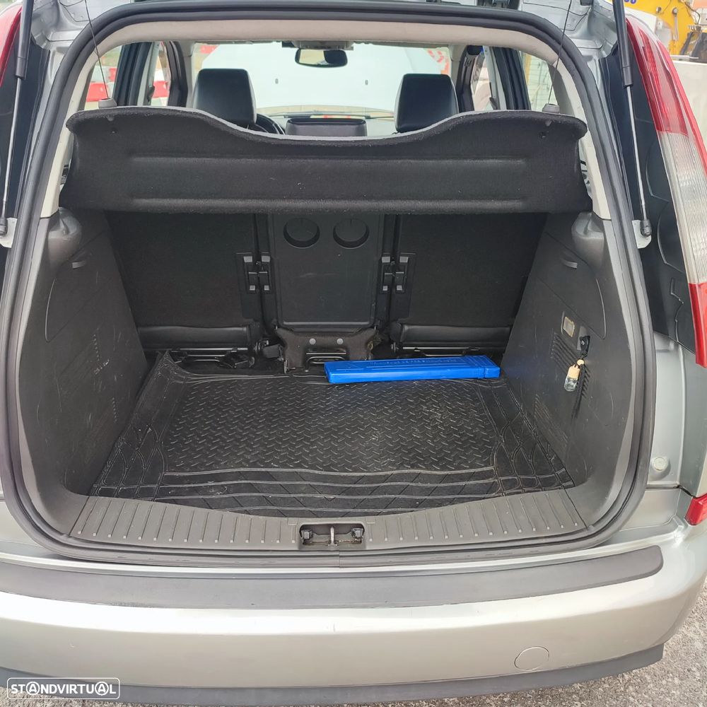 Ford Focus C-Max 1.6 TDCi Ghia - 37