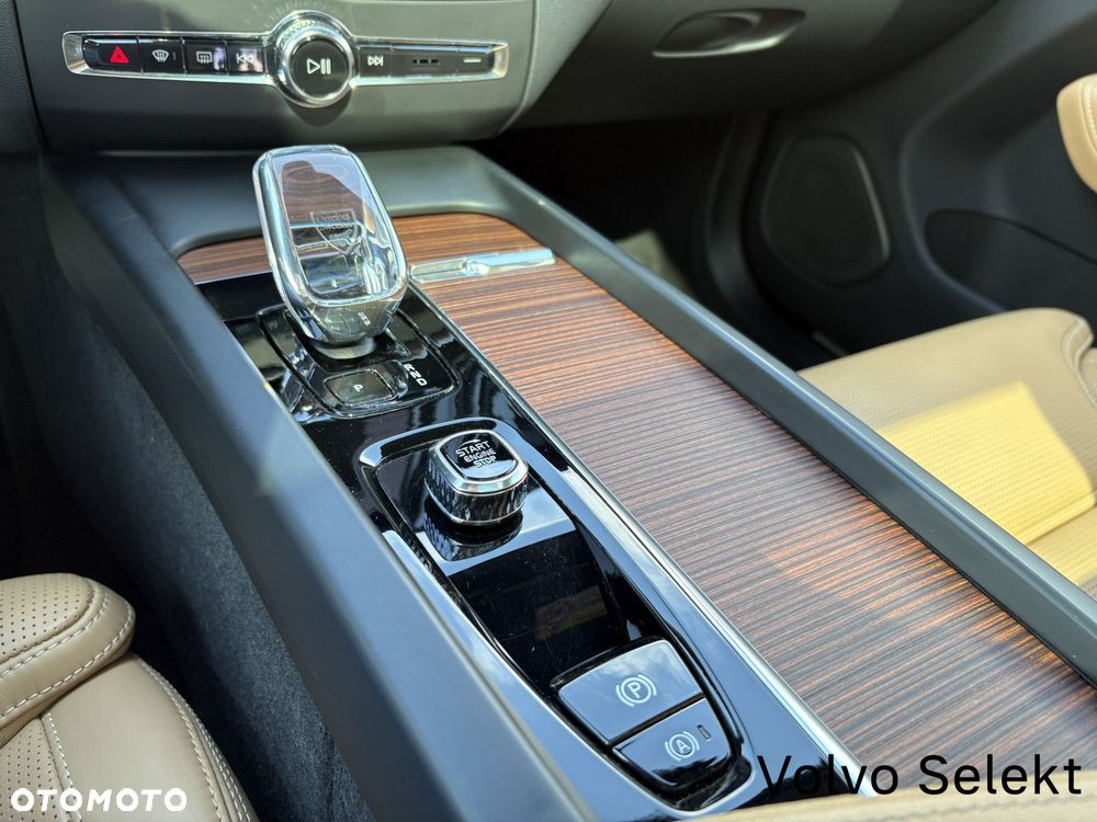 Volvo XC 60 - 16