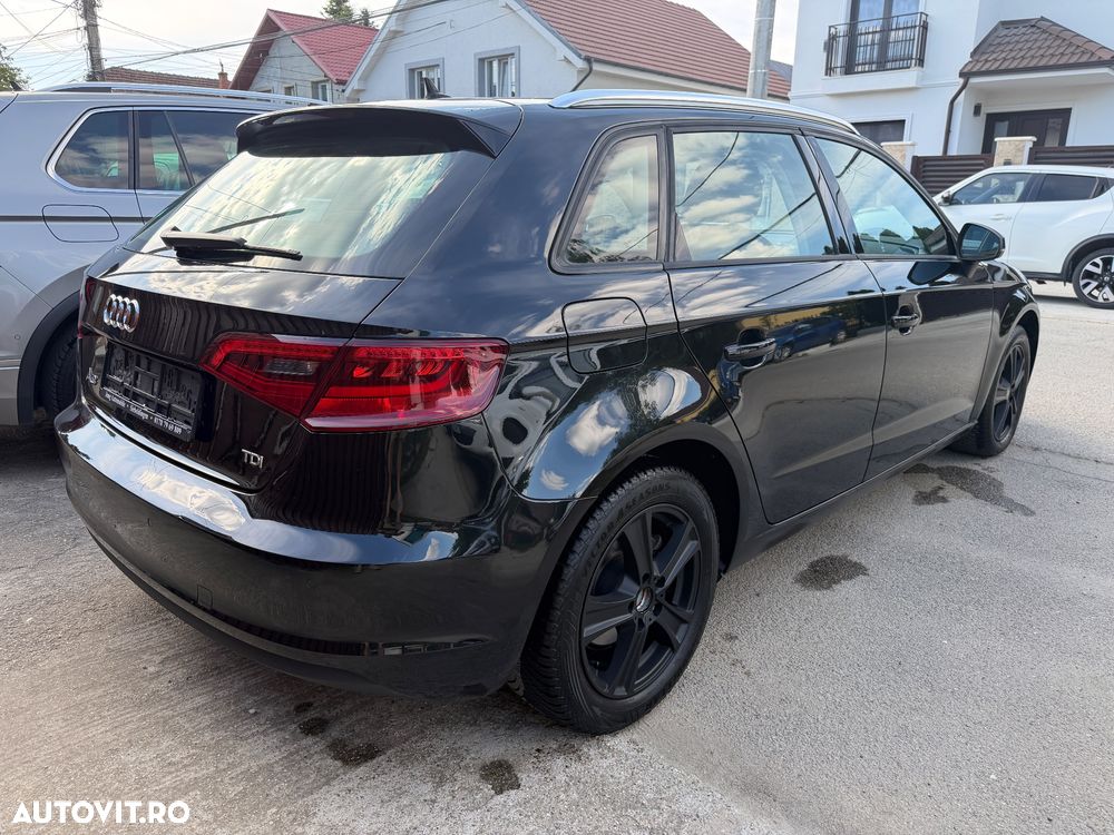Audi A3 1.6 TDI Attraction - 5