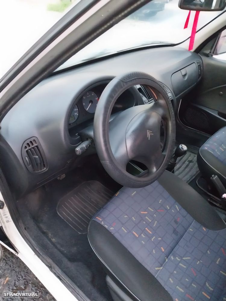 Citroën Saxo 1.5 D SX - 10
