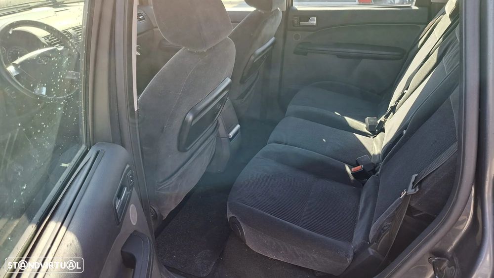 Ford Focus C-Max 1.6 TDCi Ghia - 10