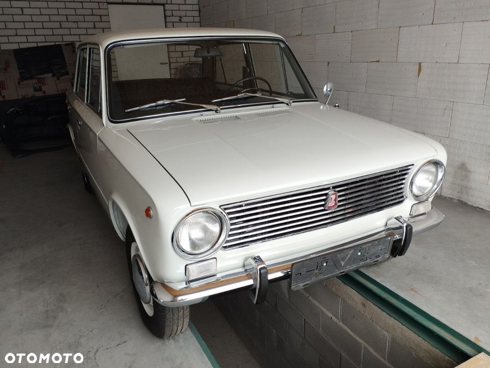 Lada 2101 - 1