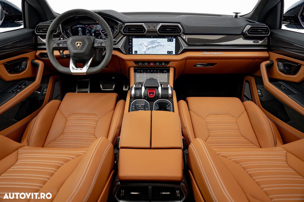Lamborghini URUS Standard - 20