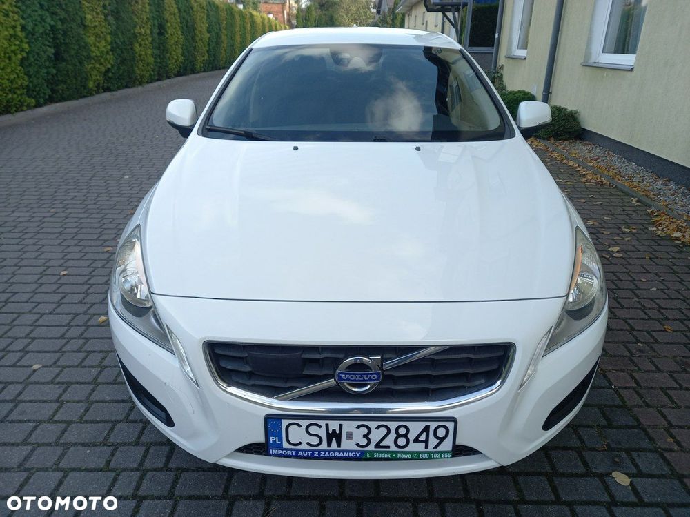 Volvo S60 D2 Momentum - 12