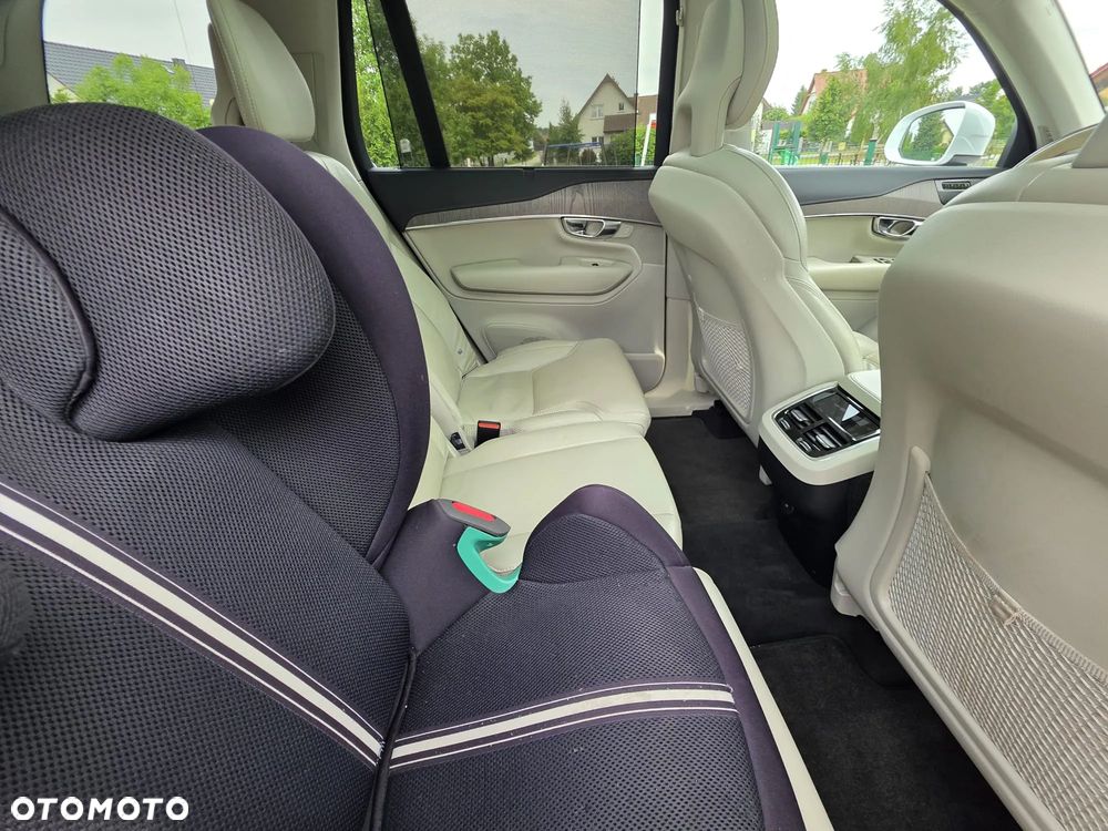 Volvo XC 90 B5 D AWD Inscription 7os - 28