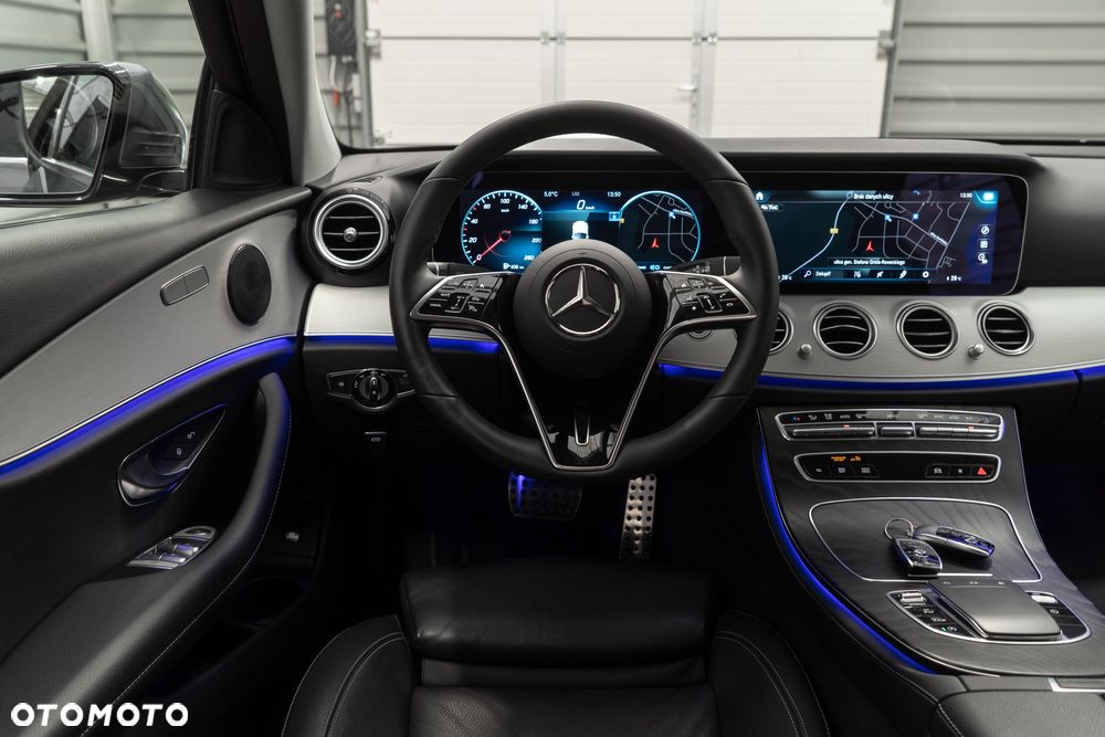 Mercedes-Benz Klasa E - 31