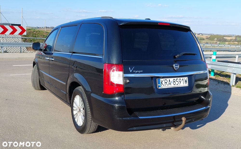 Lancia Voyager 3.6 Platinum - 3