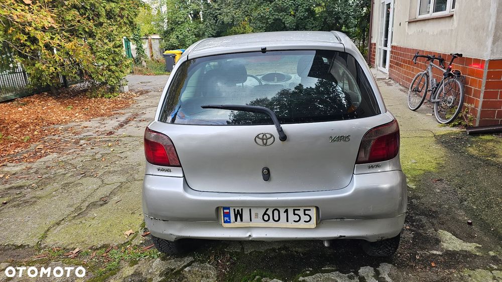Toyota Yaris 1.3 Luna - 4
