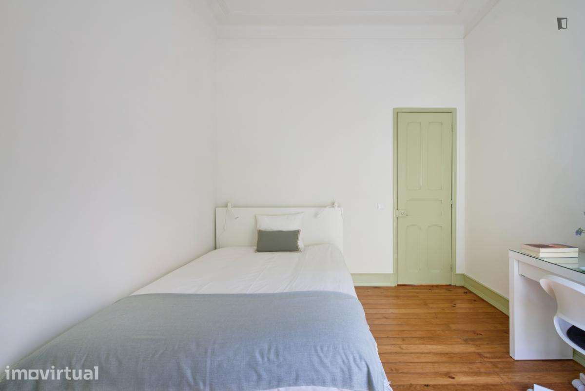 Quarto - localizado em Alcântara Lisbon - Grande imagem: 5/35