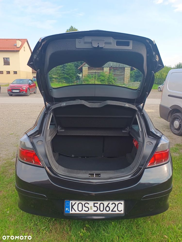 Opel Astra 1.6 Enjoy - 12