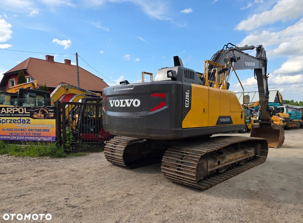 Volvo EC 220 E - 3