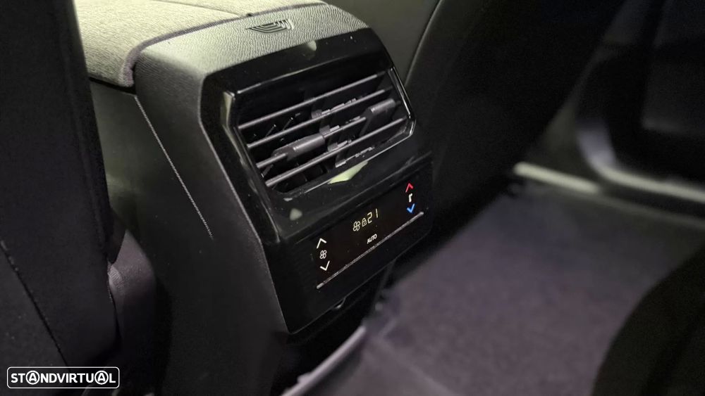 Peugeot 5008 1.2 Hybrid Allure e-DCS6 - 8