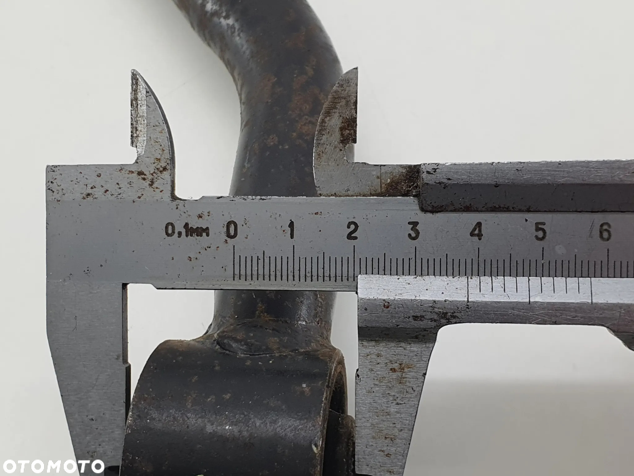 WAHACZ LEWY PRZOD GORNY SWORZEN   TGB BLADE 550 - 9