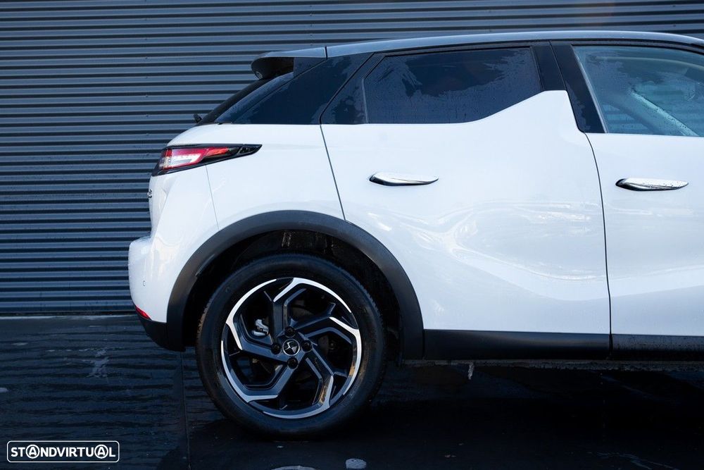 DS DS3 Crossback E-Tense Roofs of Paris - 7