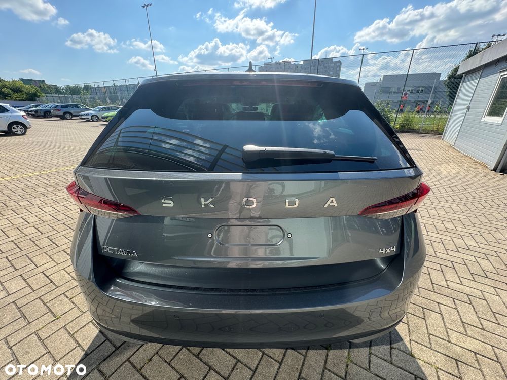 Skoda Octavia 2.0 TSI Selection 4x4 DSG - 5