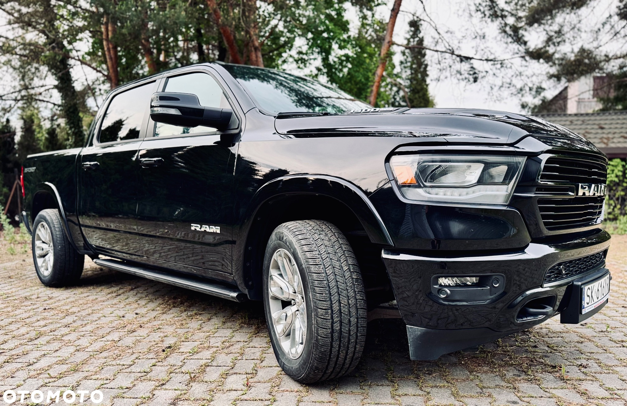RAM 1500 5.7 Crew Cab Laramie - 3