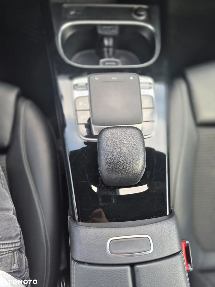 Mercedes-Benz Klasa A 180 d 7G-DCT Edition 2020 - 33