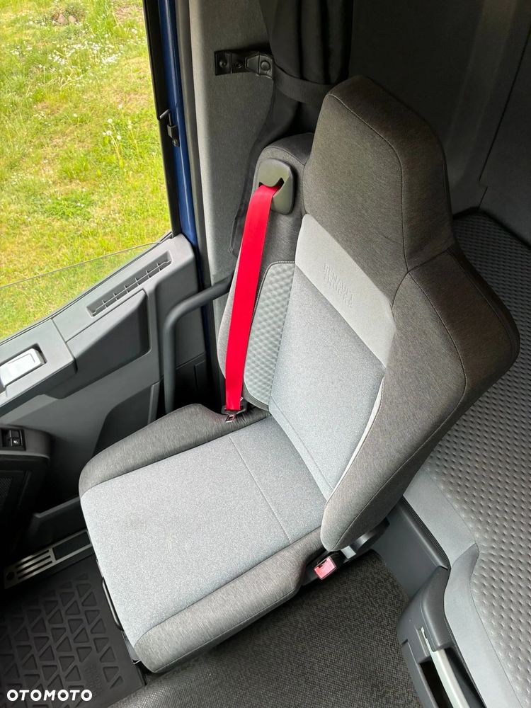 Renault T440 EVO Sleeper Cab - 14