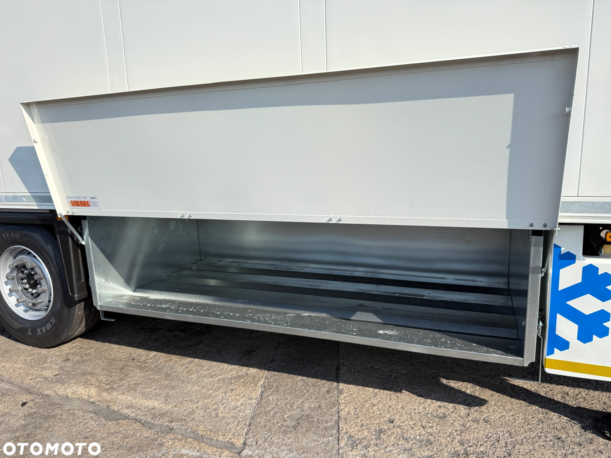 Schmitz Cargobull - 23