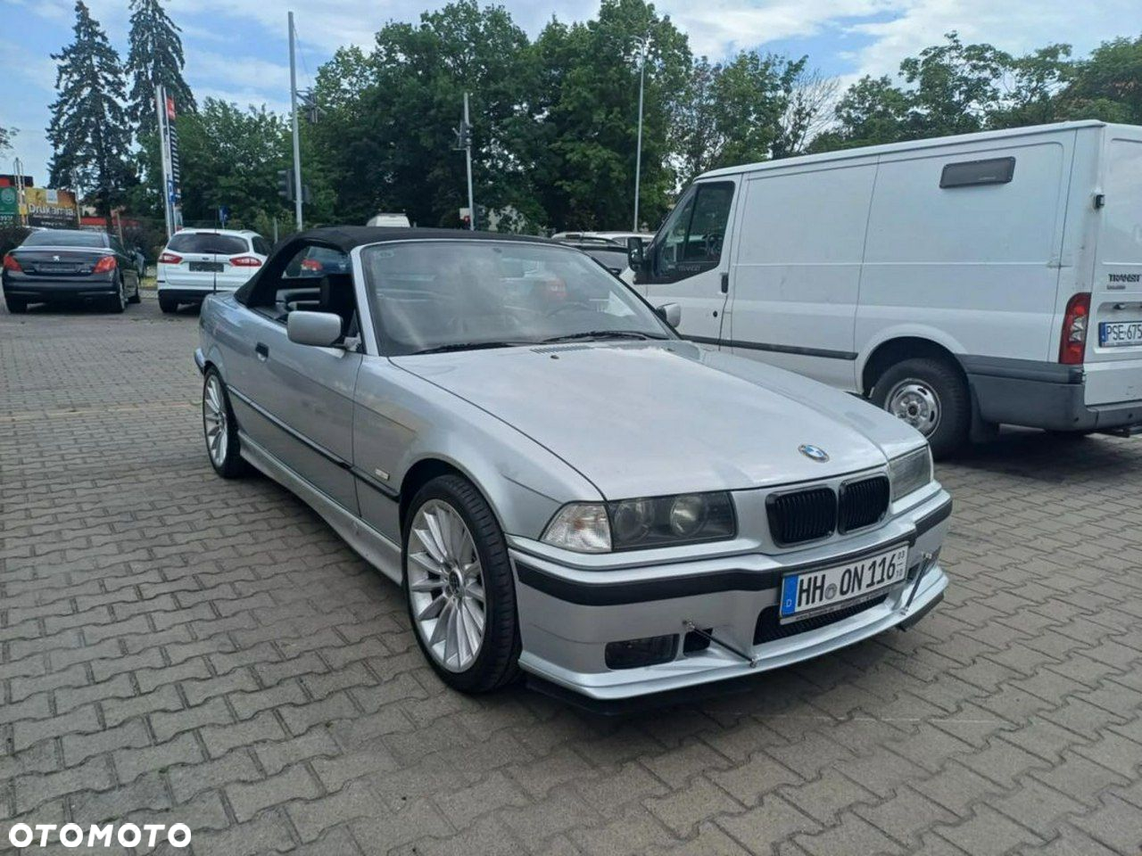 BMW Seria 3 318i Cabriolet - 33