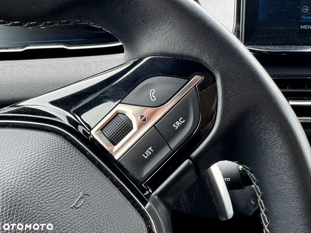 Peugeot 5008 1.5 BlueHDi Allure S&S EAT8 - 17