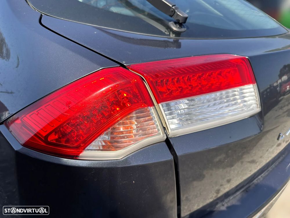 RENAULT Laguna III Hatchback (BT) 1.5 dCi Diesel 110 cv / 81 kW para peças - 9