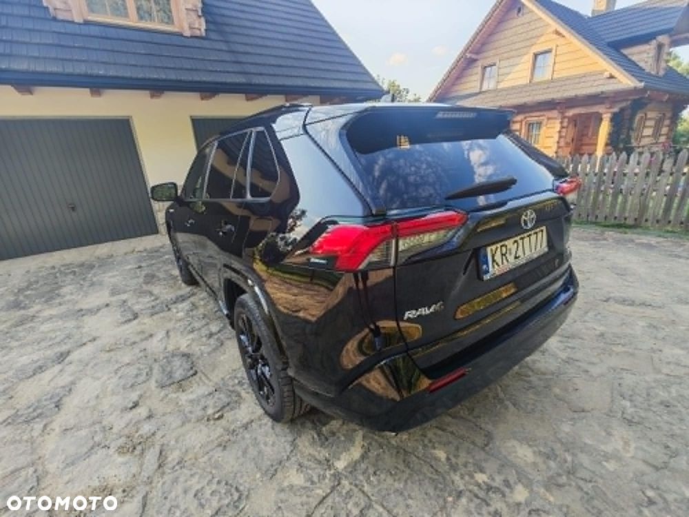 Toyota RAV4 - 6