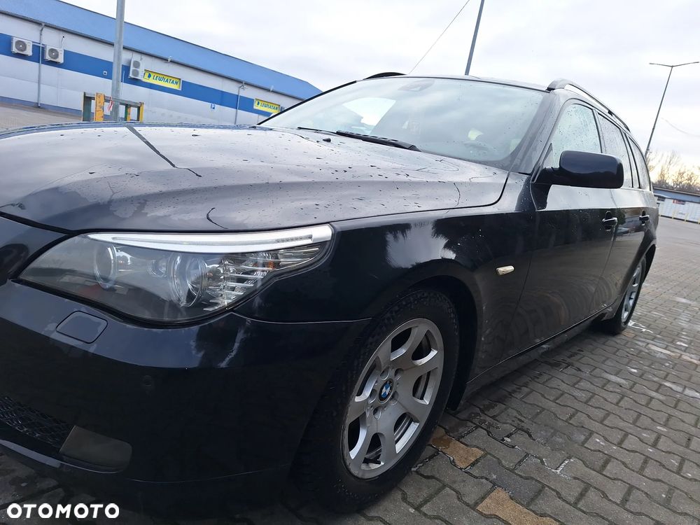 BMW 5 Series 2009 photo 5