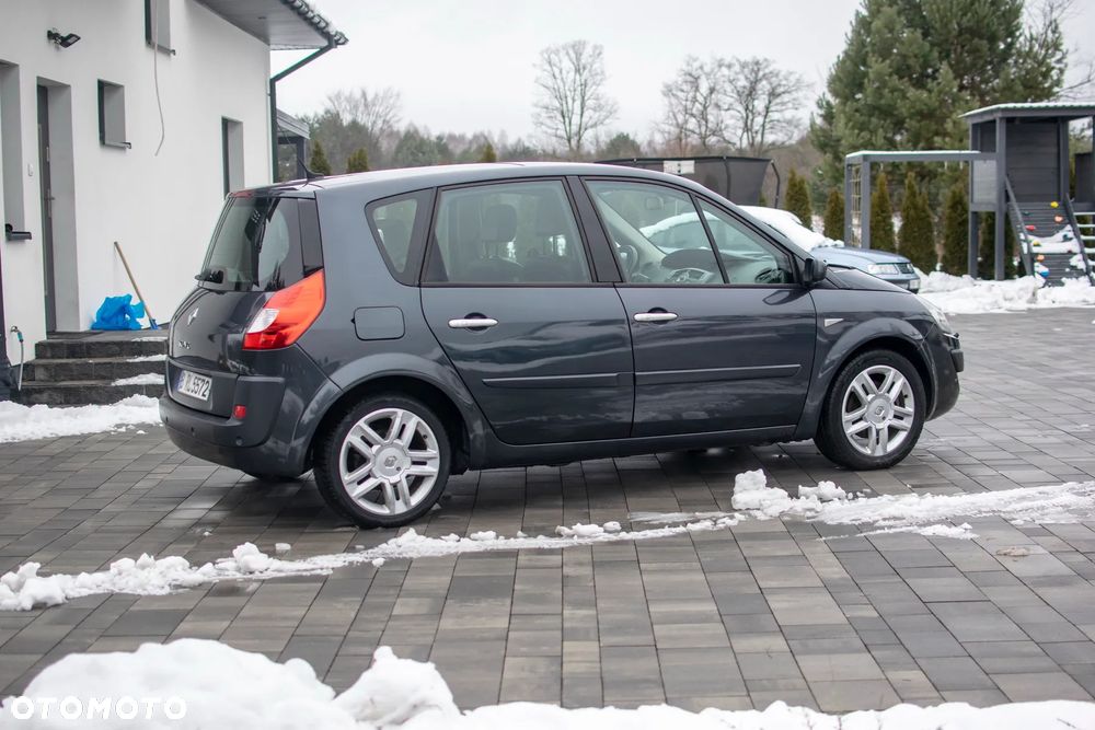Renault Scenic - 11