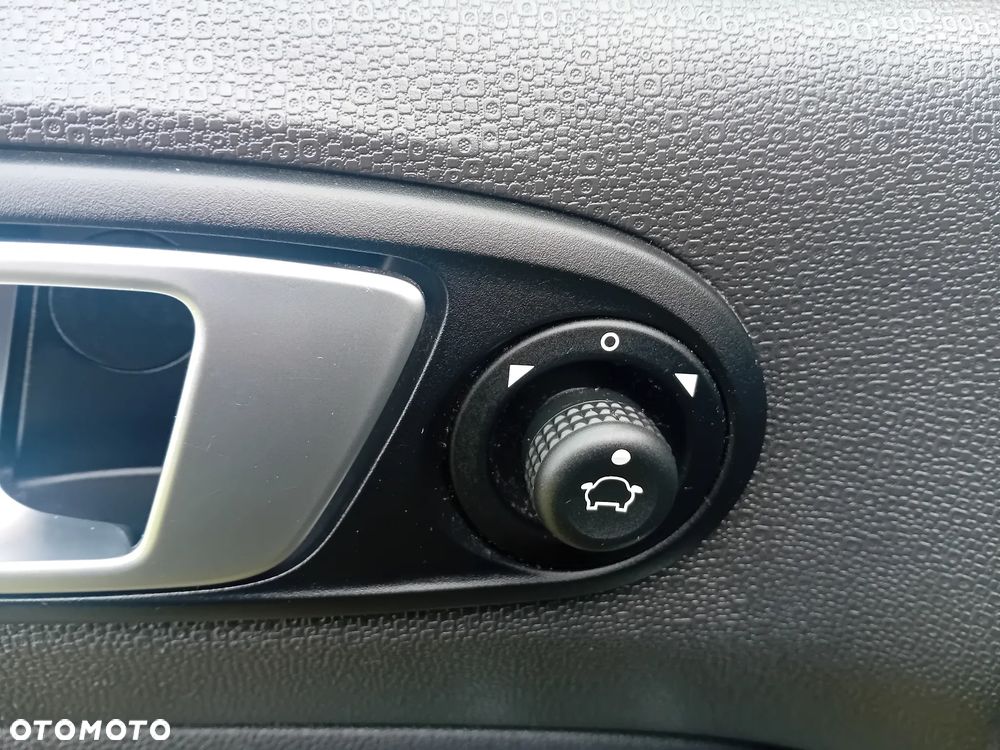 Ford EcoSport 1.0 EcoBoost TITANIUM - 26