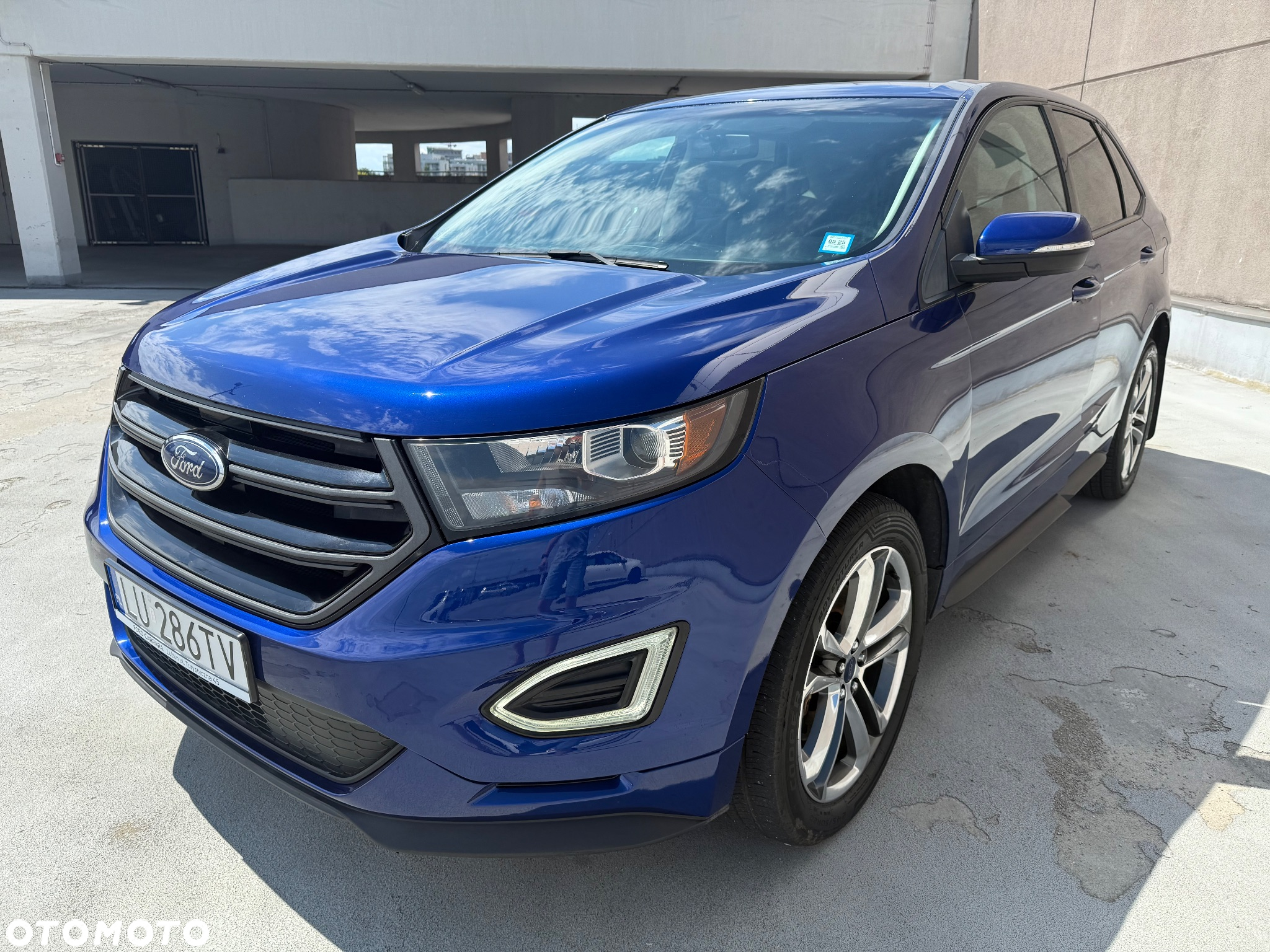 Ford Edge - 2