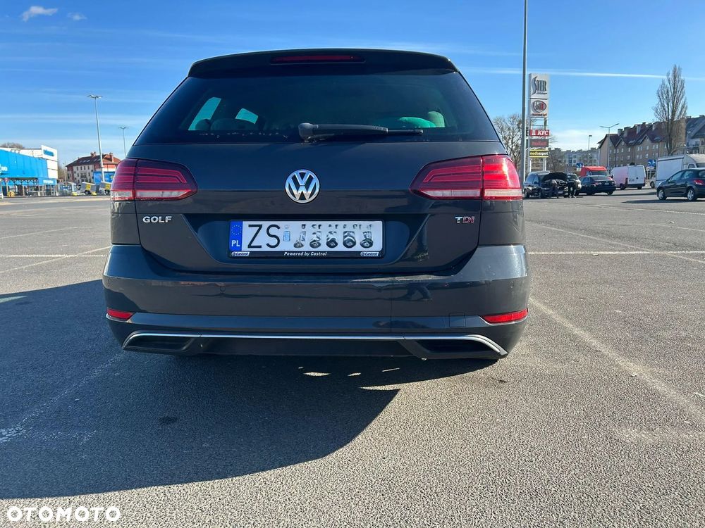 Volkswagen Golf - 3